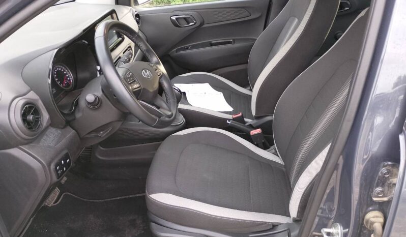 
								Hyundai i10 1.0 mpi Automatica Tech Connect Pack full									