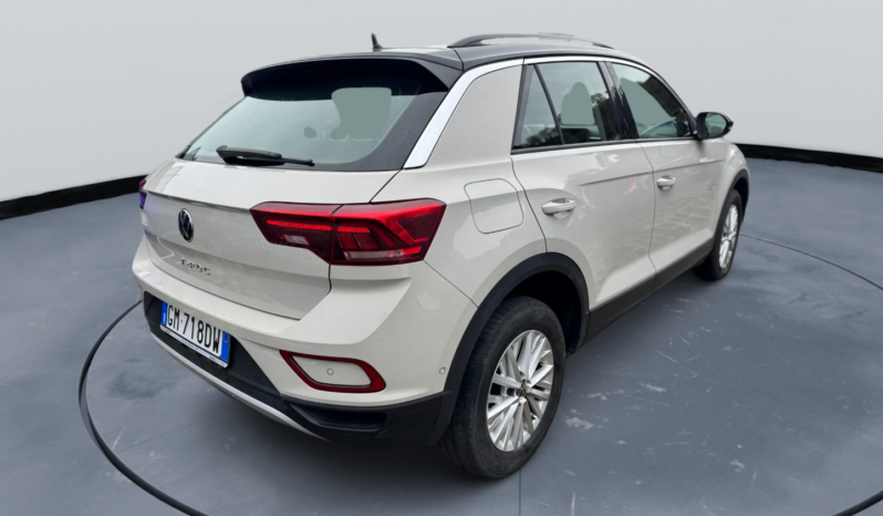
								Volkswagen T-Roc 1.0cc TSI 110cv Life full									