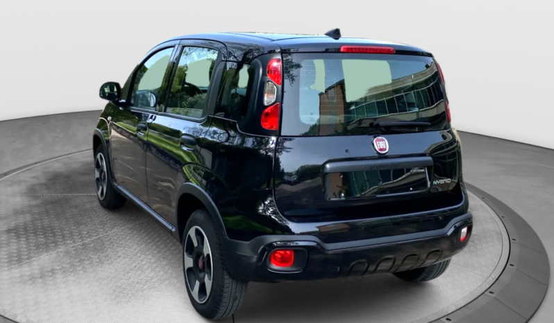 
								FIAT Panda 1.0cc 70cv HYBRID CITY CROSS full									
