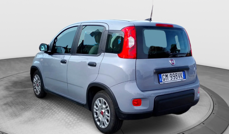 
								FIAT PANDA My22 1.0cc 70cv Hybrid full									