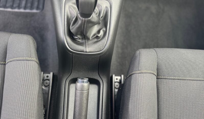 
								Citroen C3 1.2cc PureTech 83cv PLUS full									