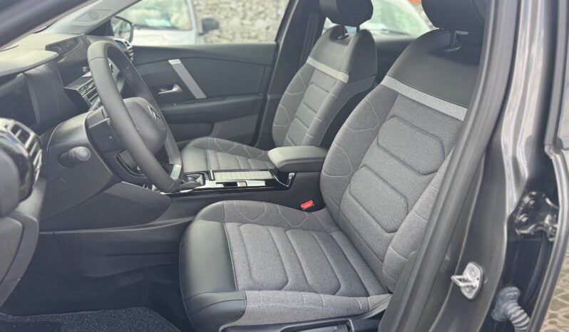 
								Citroen C4 1.2cc PureTech 130cv PLUS full									