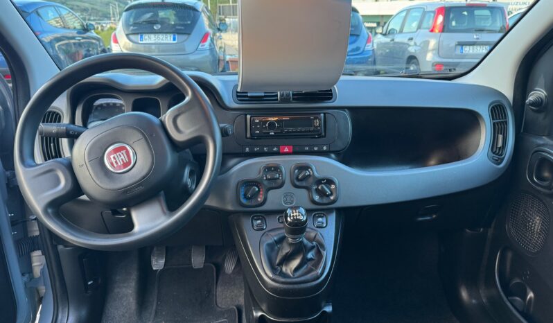 
								FIAT PANDA My22 1.0cc 70cv Hybrid full									