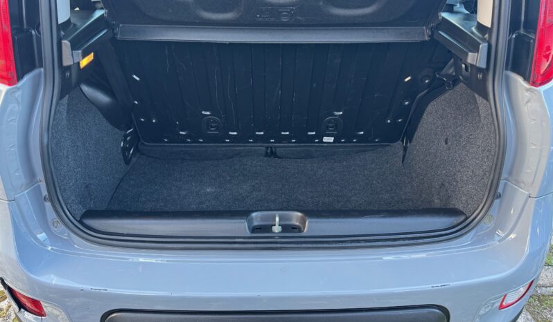 
								FIAT PANDA My22 1.0cc 70cv Hybrid full									