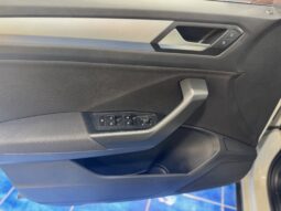 
										Volkswagen T-Roc 1.0cc TSI 110cv Life full									