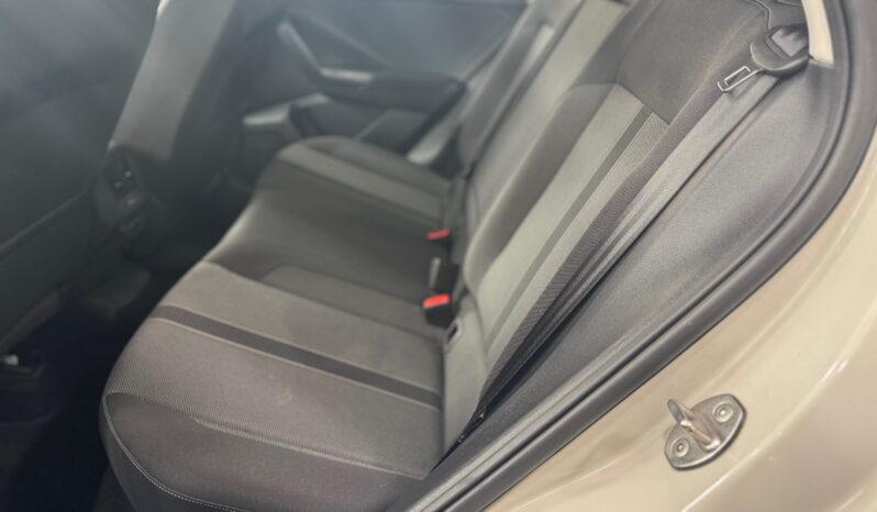 
								Volkswagen T-Roc 1.0cc TSI 110cv Life full									