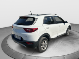
										KIA STONIC 1.2cc 84cv URBAN full									