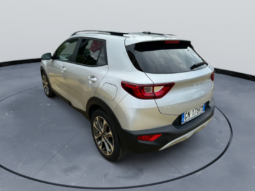 
										KIA STONIC 1.0cc MHEV 120cv Style DCT Automatic full									