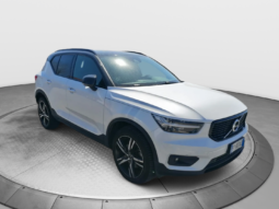 
										VOLVO XC40 2.0 D4 191cv AWD Geartronic R-Design full									