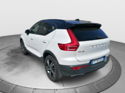 
										VOLVO XC40 2.0 D4 191cv AWD Geartronic R-Design full									