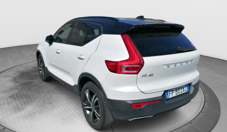 
								VOLVO XC40 2.0 D4 191cv AWD Geartronic R-Design full									