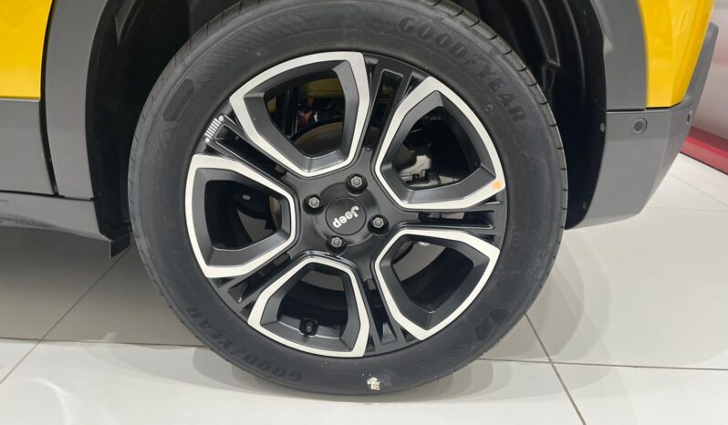 
								JEEP AVENGER 1.2cc MHEV 100cv SUMMIT full									