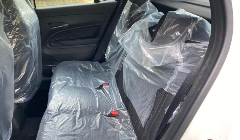 
								FIAT 600 1.2cc 110cv HYBRID full									