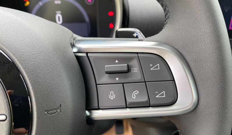 
								FIAT 600 1.2cc 110cv HYBRID full									
