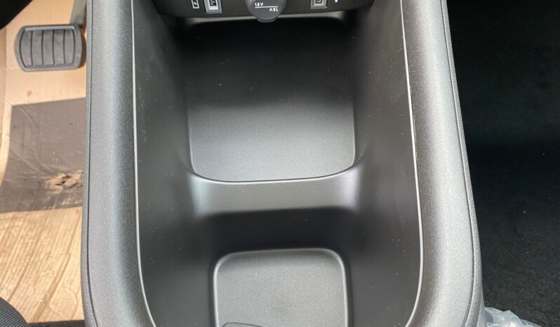 
								FIAT 600 1.2cc 110cv HYBRID full									