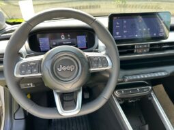 
										JEEP AVENGER 1.2cc MHEV 100cv SUMMIT full									