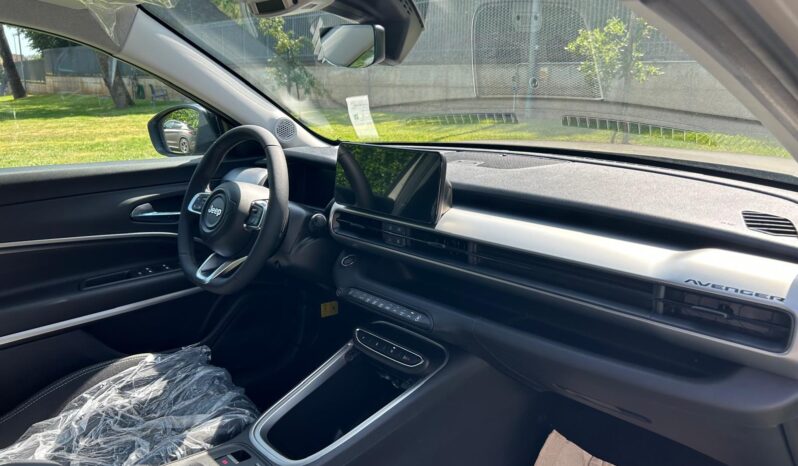 
								JEEP AVENGER 1.2cc MHEV 100cv SUMMIT full									