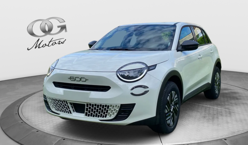 
								FIAT 600 1.2cc 110cv HYBRID full									