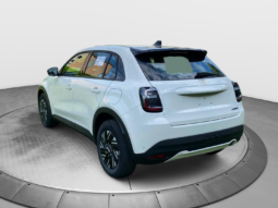
										FIAT 600 1.2cc 110cv HYBRID full									