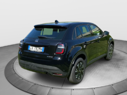 
										FIAT 600 1.2cc 110cv HYBRID full									