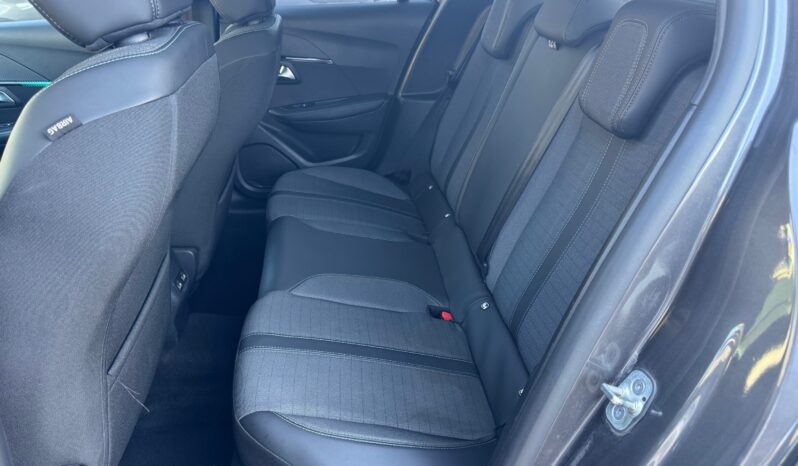 
								PEUGEOT 208 1.5cc BlueHDI 100cv ALLURE full									