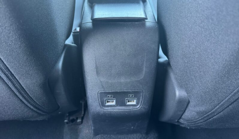 
								PEUGEOT 208 1.5cc BlueHDI 100cv ALLURE full									