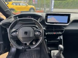 
										PEUGEOT 208 1.2cc PureTech 100cv S&S GT full									