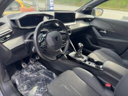 
										PEUGEOT 208 1.2cc PureTech 100cv S&S GT full									