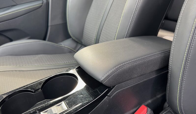 
								PEUGEOT 208 1.2cc PureTech 100cv S&S GT full									