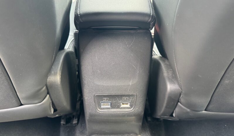 
								PEUGEOT 208 1.2cc PureTech 100cv S&S GT full									