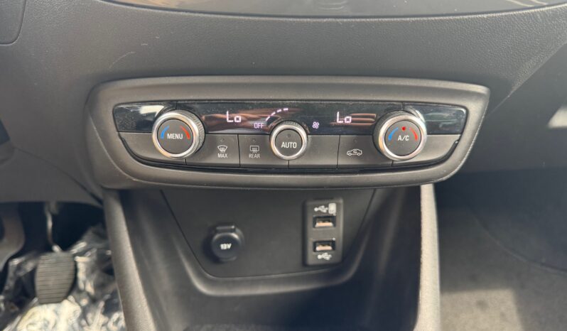 
								OPEL Crossland 1.2cc Puretech 110cv Elegance full									