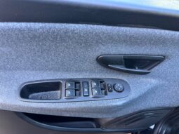 
										Lancia Ypsilon 1.0 70CV Hybrid Silver Plus full									