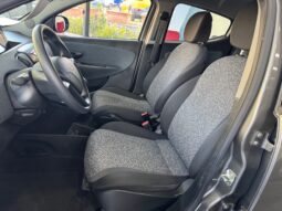
										Lancia Ypsilon 1.0 70CV Hybrid Silver Plus full									
