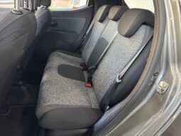 
										Lancia Ypsilon 1.0 70CV Hybrid Silver Plus full									
