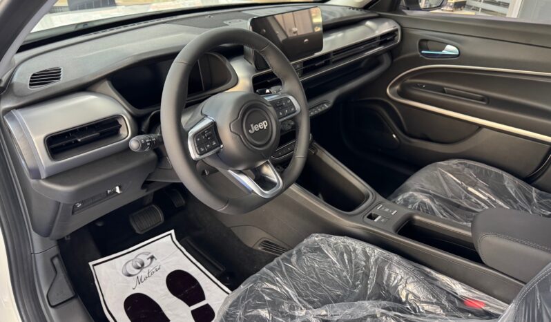 
								JEEP AVENGER 1.2cc MHEV 100cv DCT SUMMIT full									