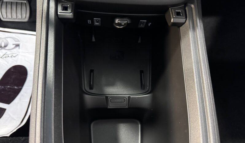 
								JEEP AVENGER 1.2cc MHEV 100cv DCT SUMMIT full									