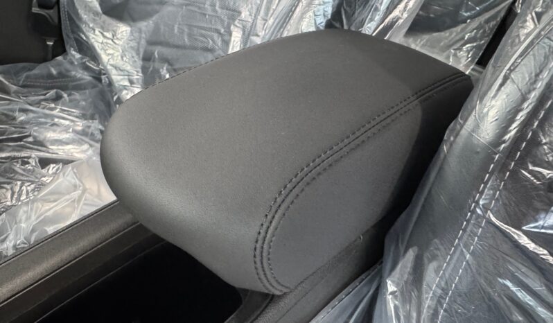 
								JEEP AVENGER 1.2cc MHEV 100cv DCT SUMMIT full									