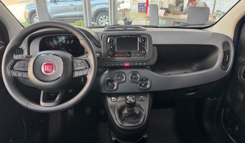 
								FIAT Panda 1.0cc 70cv HYBRID ADAS full									