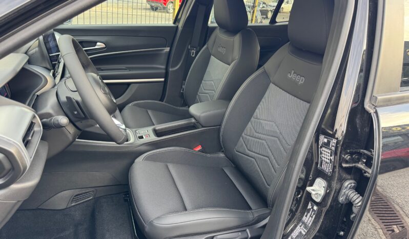 
								JEEP AVENGER 1.2cc MHEV 100cv DCT SUMMIT full									