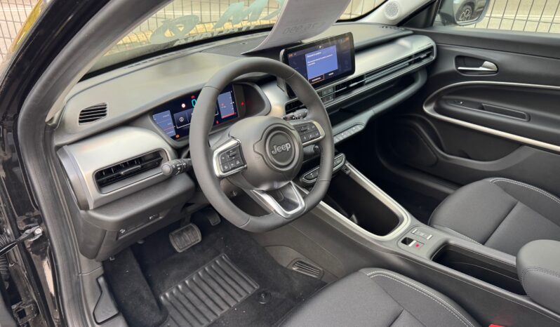 
								JEEP AVENGER 1.2cc MHEV 100cv DCT SUMMIT full									