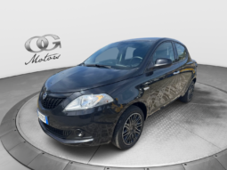 Lancia Ypsilon 1.0 70CV Hybrid Silver Plus