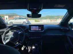 
										PEUGEOT 208 1.2cc PureTech 100cv S&S GT full									