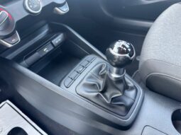 
										KIA STONIC 1.2cc 84cv URBAN full									