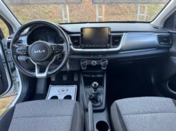 
										KIA STONIC 1.2cc 84cv URBAN full									