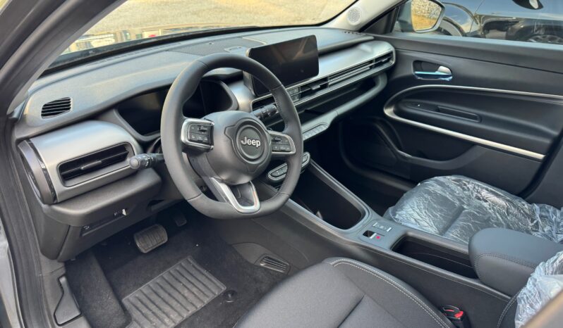 
								JEEP AVENGER 1.2cc MHEV 100cv DCT ALTITUDE full									