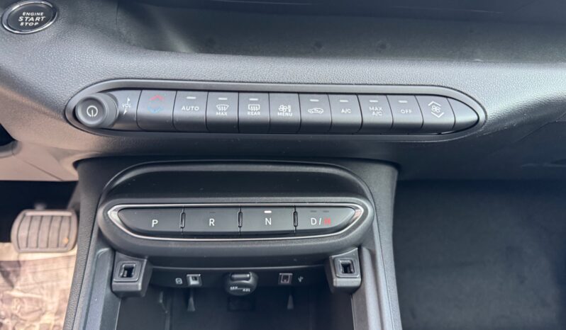 
								JEEP AVENGER 1.2cc MHEV 100cv DCT SUMMIT full									
