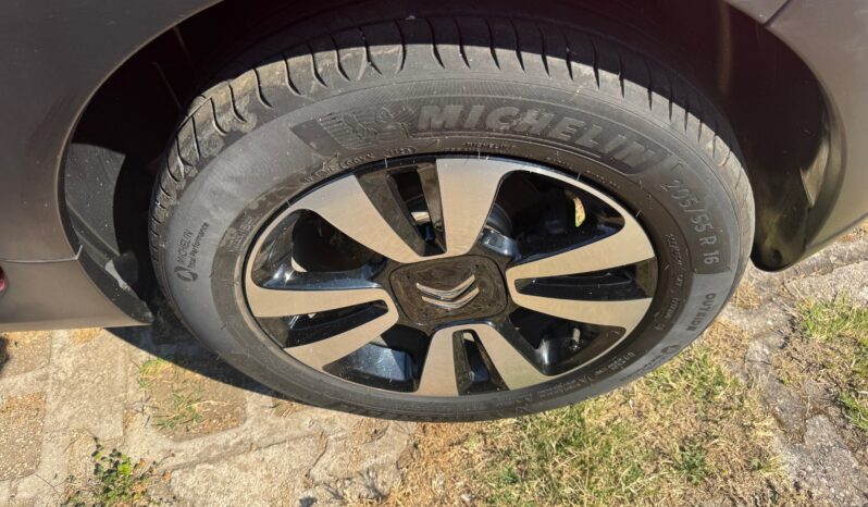 
								Citroen C3 1.2cc Puretech 110cv s&s Max MY70 full									