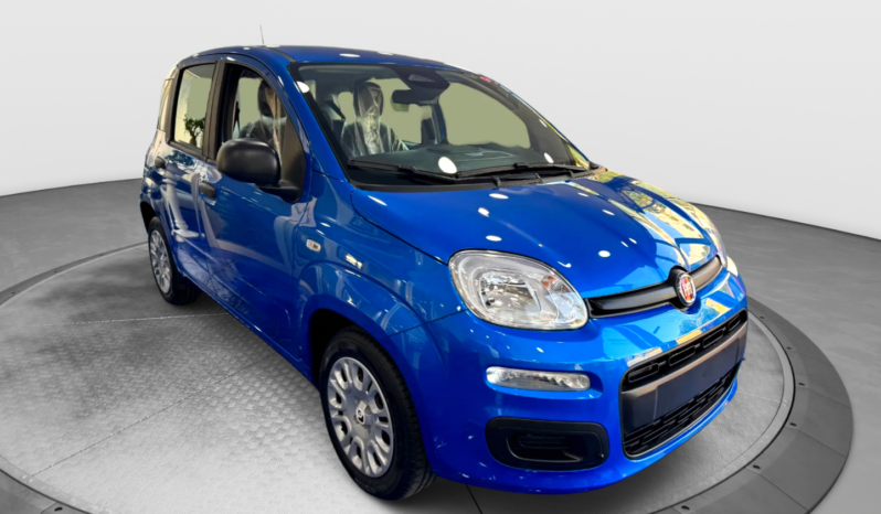 
								FIAT Panda 1.0cc 70cv Hybrid ADAS – Last Minute full									