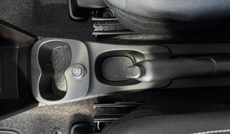 
								FIAT Panda 1.0cc 70cv Hybrid ADAS – Last Minute full									