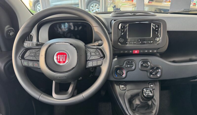 
								FIAT Panda 1.0cc 70cv Hybrid ADAS – Last Minute full									